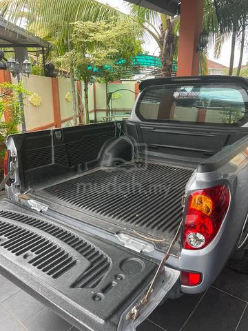 2013 Mitsubishi TRITON 2.5 KB4TGJRXZR FACELIFT (M) - 5