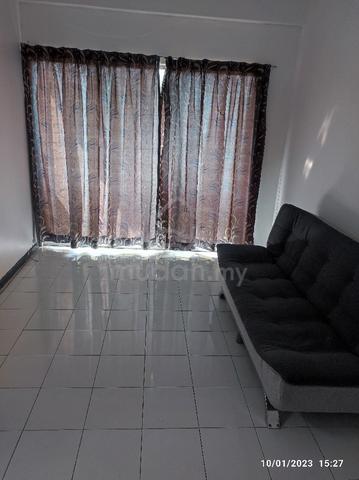 Sri Mekar Apartment 1