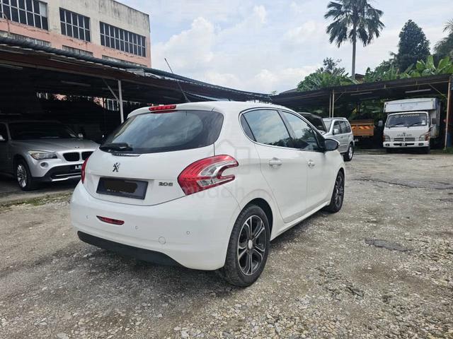 2013 Peugeot 208 1.6 VTi ALLURE (A) - 3