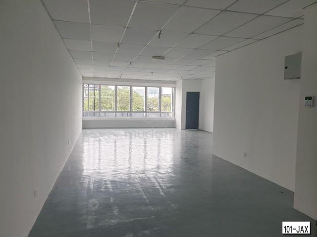 [First floor Mainroad] Setia Taipan 1 Setia Alam First Floor 22*75sqft 1