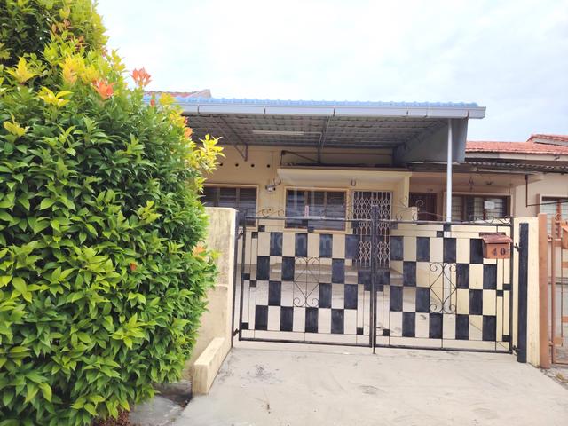 Taman Lian Seng, Kluang 1