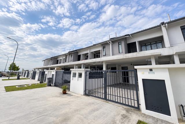 Aspira Parkhomes Double Storey/ Gelang Patah/ Low Downpayment 1