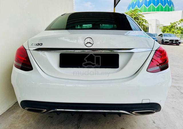 Mercedes Benz C300 AMG 2.0 Turbo Facelift F/S Rec - 4