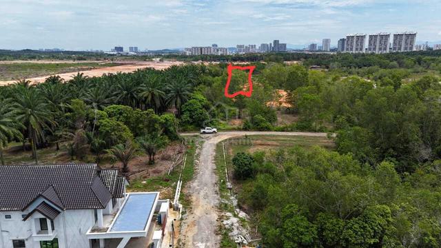 Bungalow Land Bukit Damar Dengkil Size 6749 Sqft 1