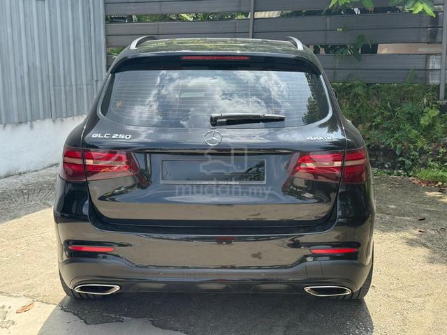 2018 Mercedes Benz GLC250 2.0 4MATIC COUPE AMG - 4