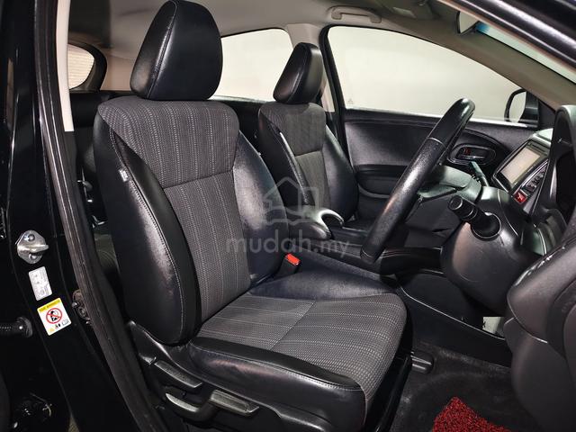 2016 Honda HR-V 1.8 V Spec 5-Years Warranty - 5