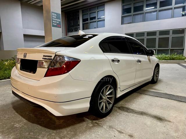 2013 Honda CIVIC 1.5 (HYBRID) (A) - 3