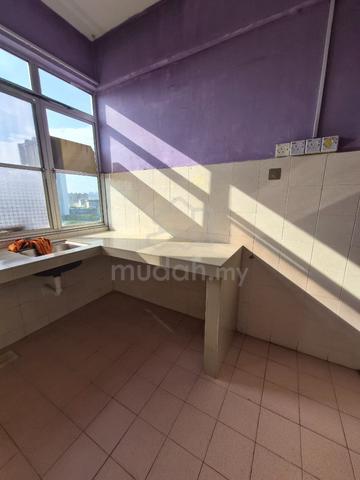 Desa Mentari Flat (Block 3) 1