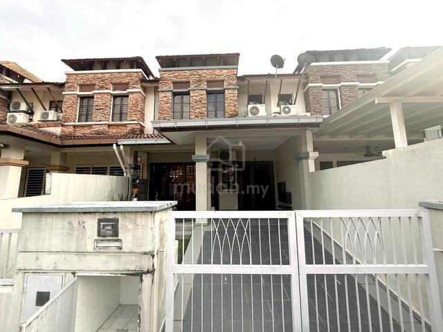 GATED GUARDED ✅ 2 Storey Terrace House Bandar Nusaputra Puchong 1
