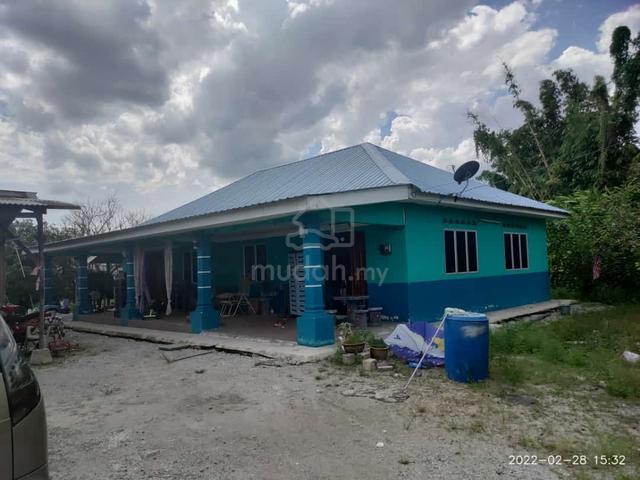 Tanah Kediaman 0.5 Ekar Berserta Sebuah Rumah 1