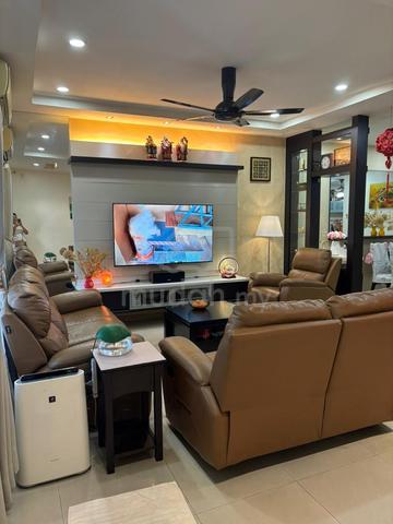 Bukit Tinggi 2 Vanessa 2 Storey 20x70 Fully Renovated Extended Up Down 1