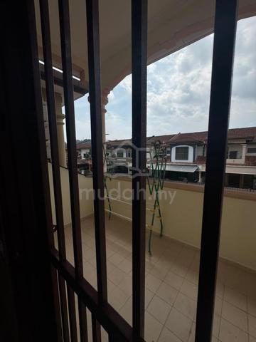 Desa melati jalan 10 , untuk disewa deposit boleh ansur 1