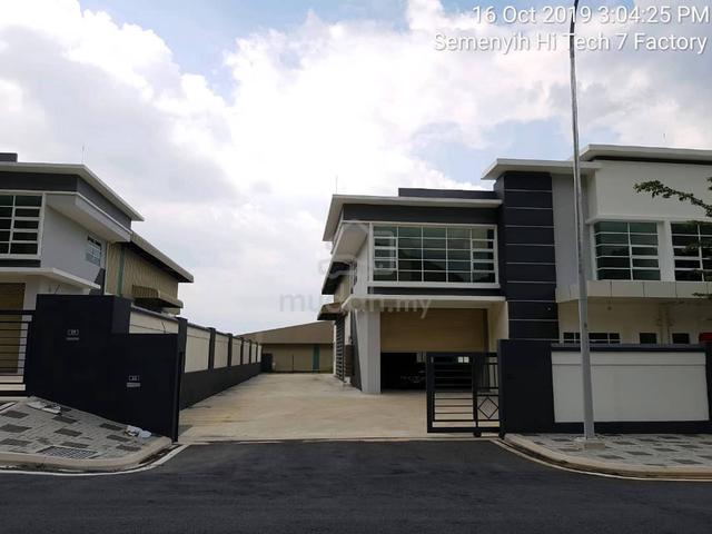 1 storey SemiD factory with 2 storey office, Semenyih 1