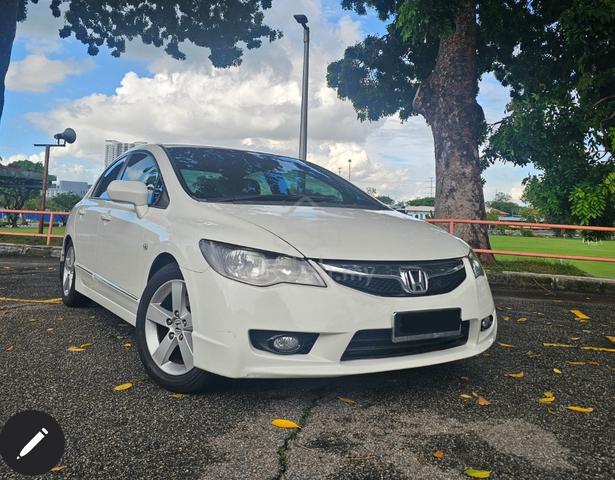 2010 Honda CIVIC 1.8 Direct owner - 1