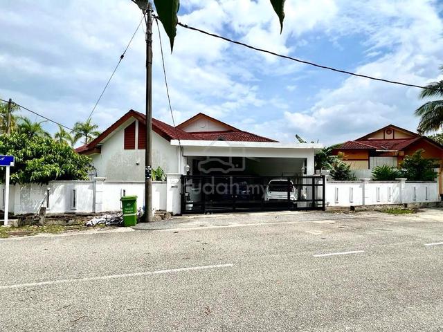 Semid setingkat Corner lot fully renovated bukit istana 1