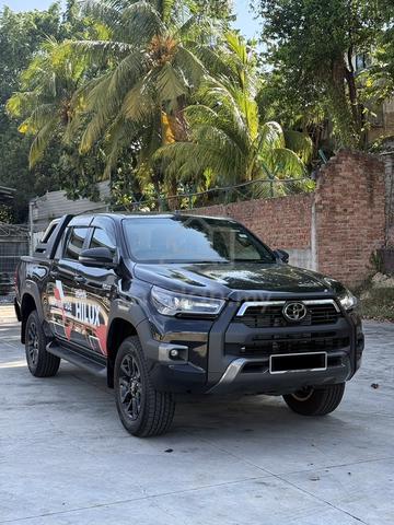PRE REG JB AREA 2025 Toyota HILUX 2.8 ROGUE - 3