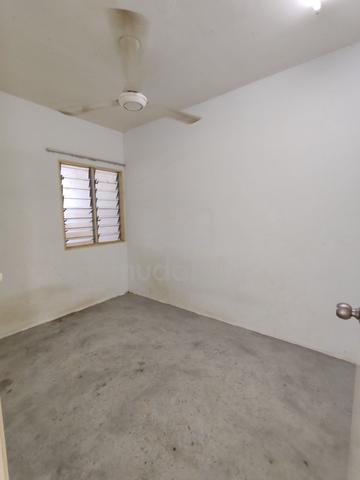 Sentosa Apartment @ Setia Alam 4