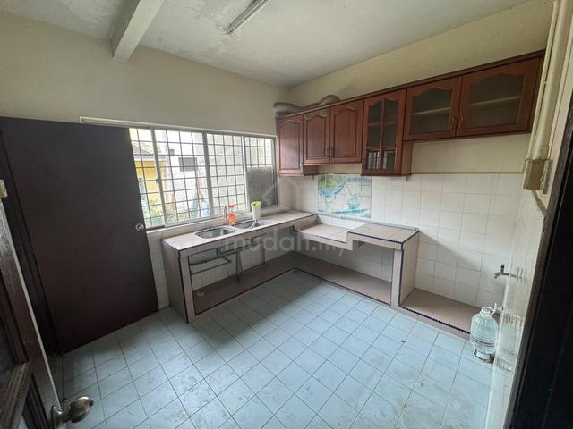 【 near 99 speedmart, guarded 】 2 Storey House, Bukit Rawang Jaya 1
