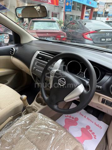 2014 Nissan GRAND LIVINA 1.6 CLASSIC/COMFORT - 3