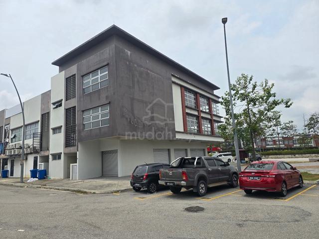 3-Storey Shop Office @ TEMU 1 , Elmina East 1