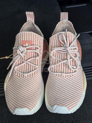 Adidas NMD Sneakers Women US7 - photo 2 of 5