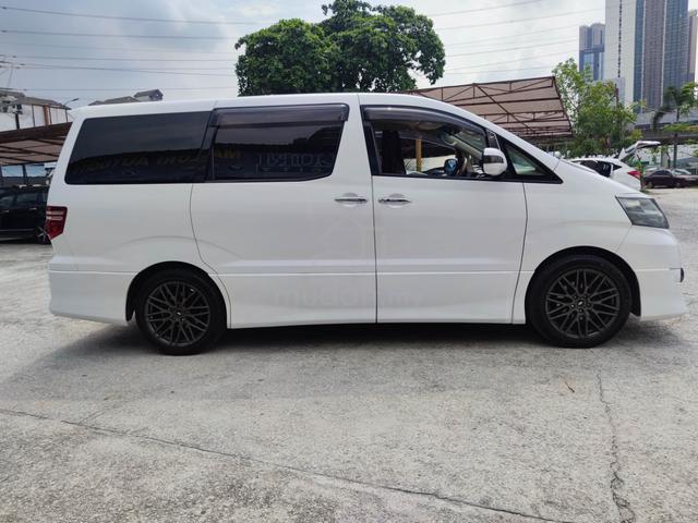 Toyota ALPHARD 3.0(A)MZG SUNROOF 7 SEATER 2 P Door - 4