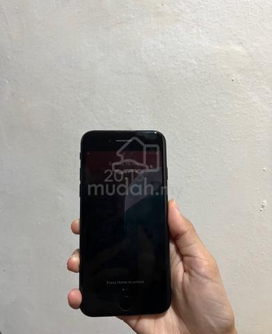 iphone SE GEN 2 256gb black - photo 3 of 5