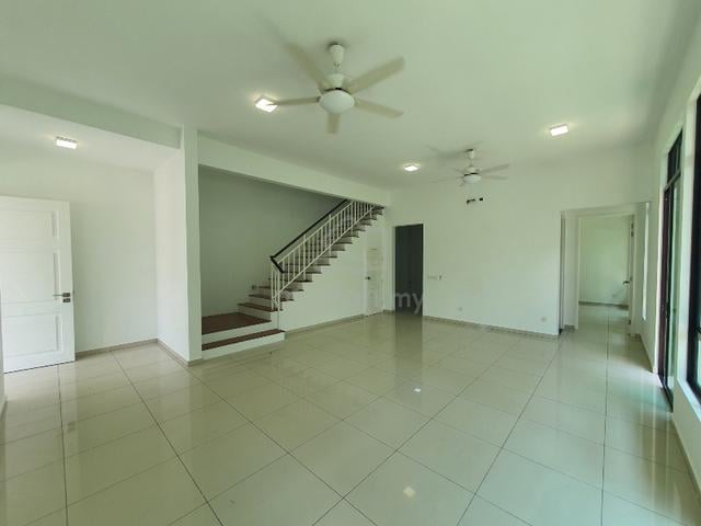 [32x70,Basic Unit] Cluster Semi-D Tenderfields Eco Majestic Semenyih 1