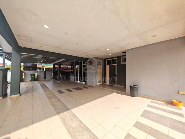 (HUGE LAND,CORNER LOT) 2 Storey Bungalow @ Taman Anjung Ixora 1