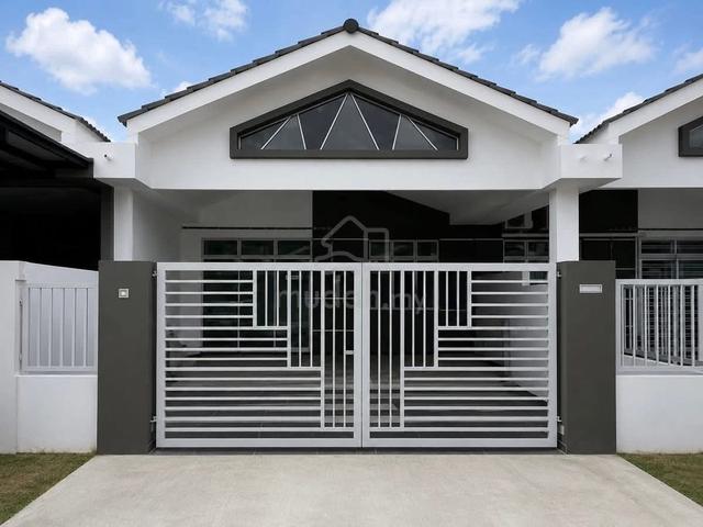 Kulai Ioi Piccolo Single Storey Terrace 24x70 Original Gated Guarded 1