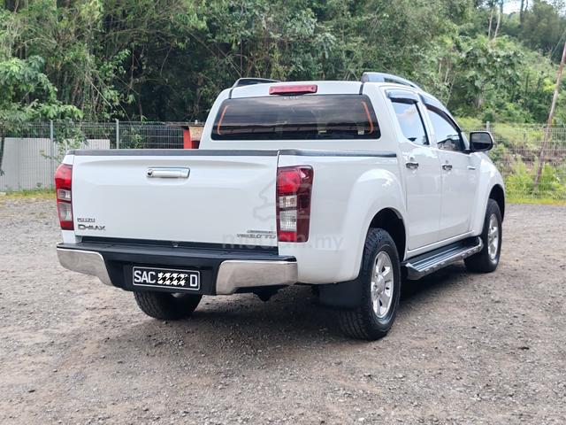 2016 Isuzu D-MAX 3.0 V-CROSS 4x4 (A) - 5