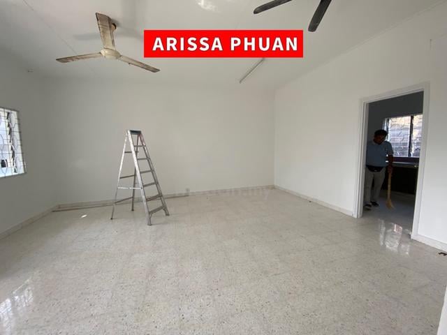 2 Storey Semi Detached House Land 4000sqft Tanjong ToKonh near Lotus. 1