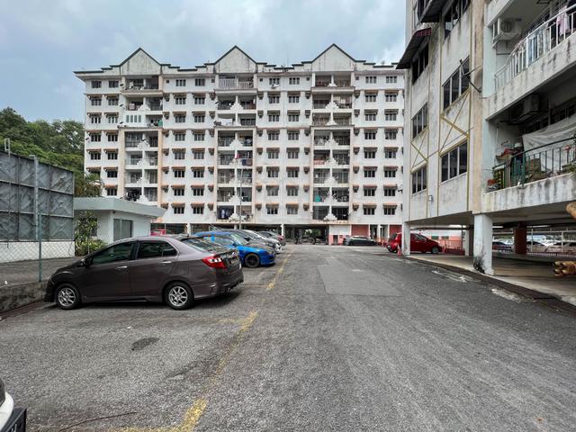 Mutiara Indah Apartment 1