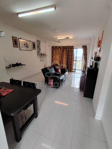 Seri Mutiara Apartments (Seri Alam) 1