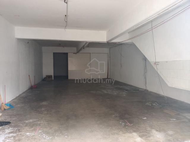 3 Storey Farlim Shop House At Medan Angsana Prime Location Super Deal 1