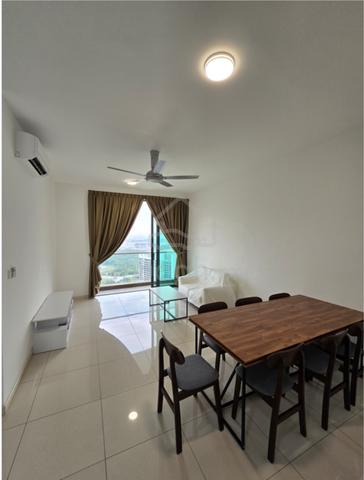 The M @ Medini Macrolink 1