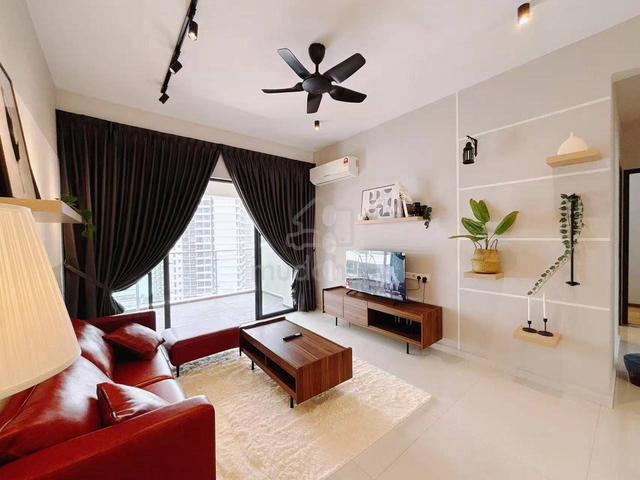 Bay Point @ Country Garden Danga Bay 1