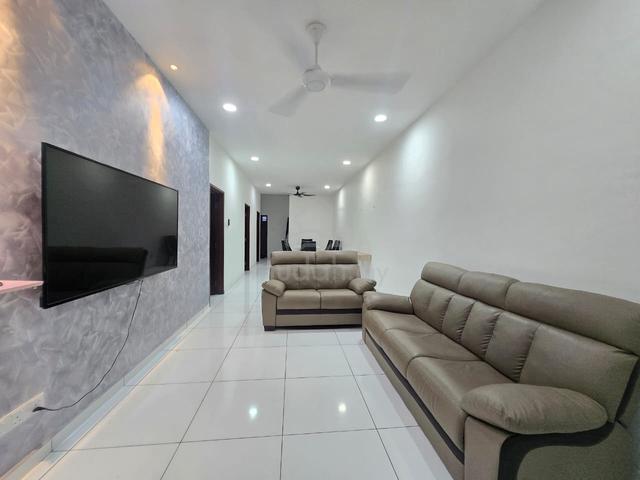 Jalan Bangau Kulai IOI Single Storey For Rent 1
