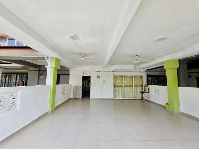 FREEHOLD Teres 2 Tingkat dengan Extra 20 kaki tanah di dapur rumah 1