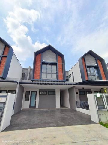 2 storey terrace ilham residence elmina east shah alam frehold guarded 1