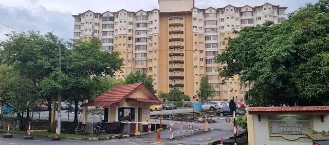 Merak Apartment (Puchong) 1