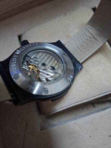 Carousel Image