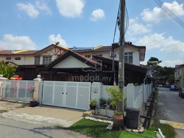 [RENOVATED] Endlot 2 Storey Terrace Taman Putra Perdana, Puchong 1