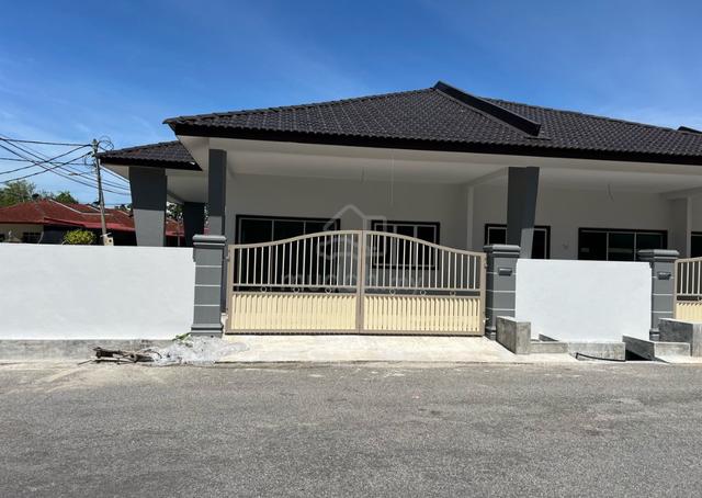 New Single Storey Terrace House @ Kuala Kangsar Perak 1