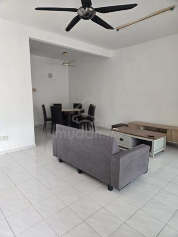 Bandar botanic 2sty house for rent 1