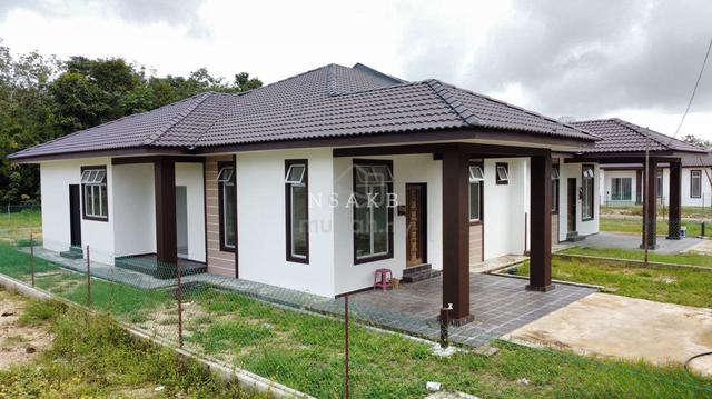 RUMAH BESAR TANAH LUAS Kg HUTAN PASIR KETEREH 5