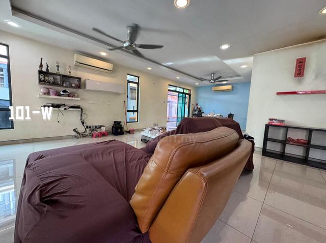 Below Market Fully Renovate Extend Furnish 2Sty Bungalow Aman Perdana 1