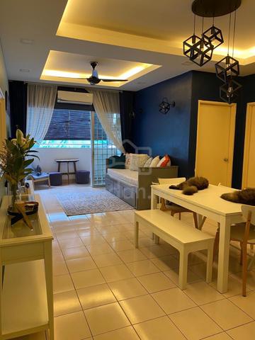Desa Saujana 4