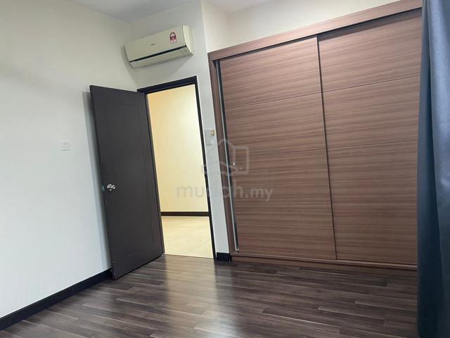 Pearl Regency 1