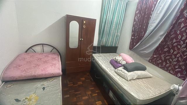 Kemasukan Segera Sharing Room 1